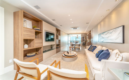 AP1501 – Apartamento  Alto Padrão, frente mar, mobiliado e equipado, 04 suítes e 04 vagas na Av. Atlântica!