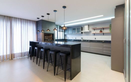 AP1502 – Apartamento novo, próximo a Vila Germânica, 3 suítes e 2 vagas!